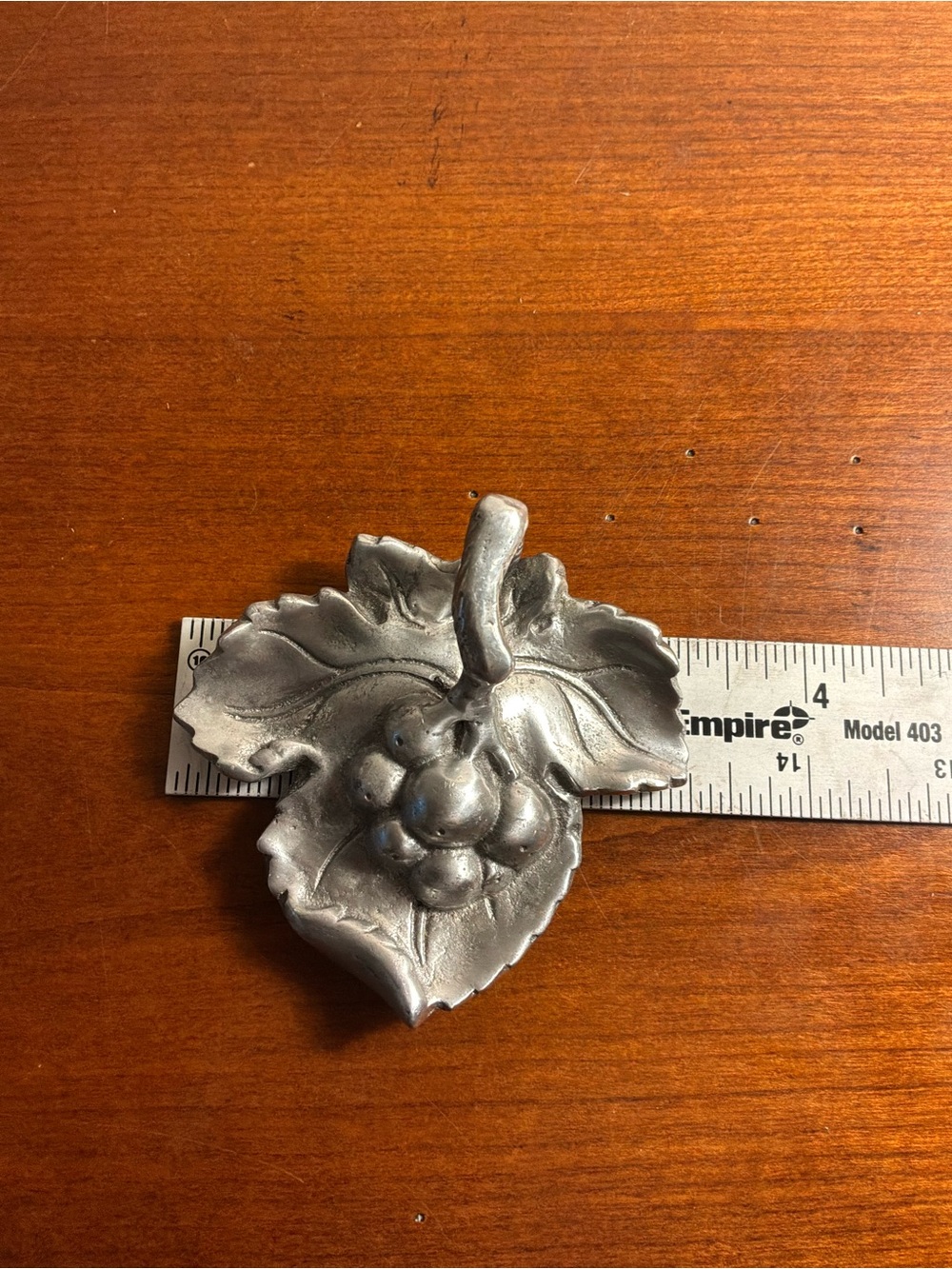 Arthur Court Silver Leaf & Berry Decorative Napkin Weight - Picture 5 of 5